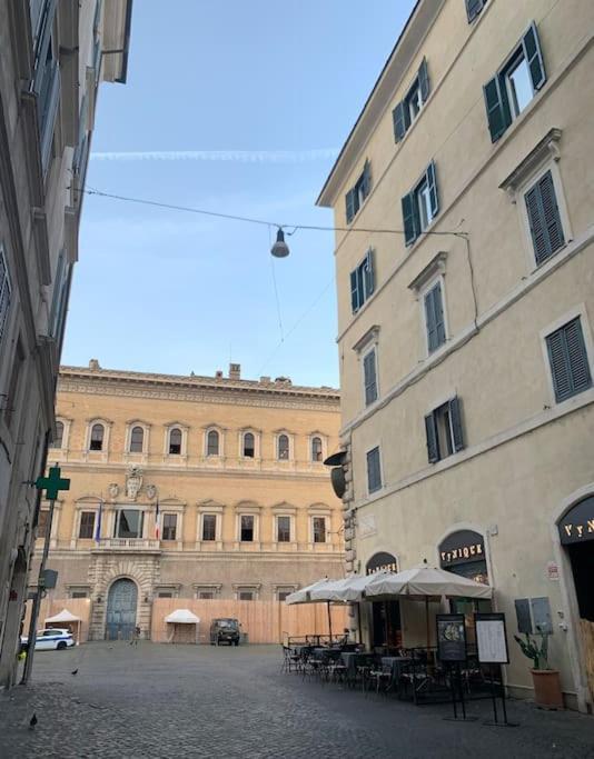 Apartamento Casa Cristina In Piazza Farnese Roma Exterior foto